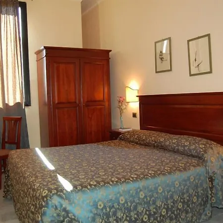 Astor 3* Florença