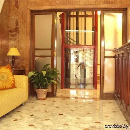 Astor Hotell 3*