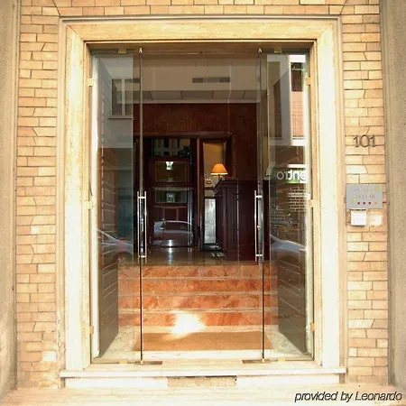 Astor 3*